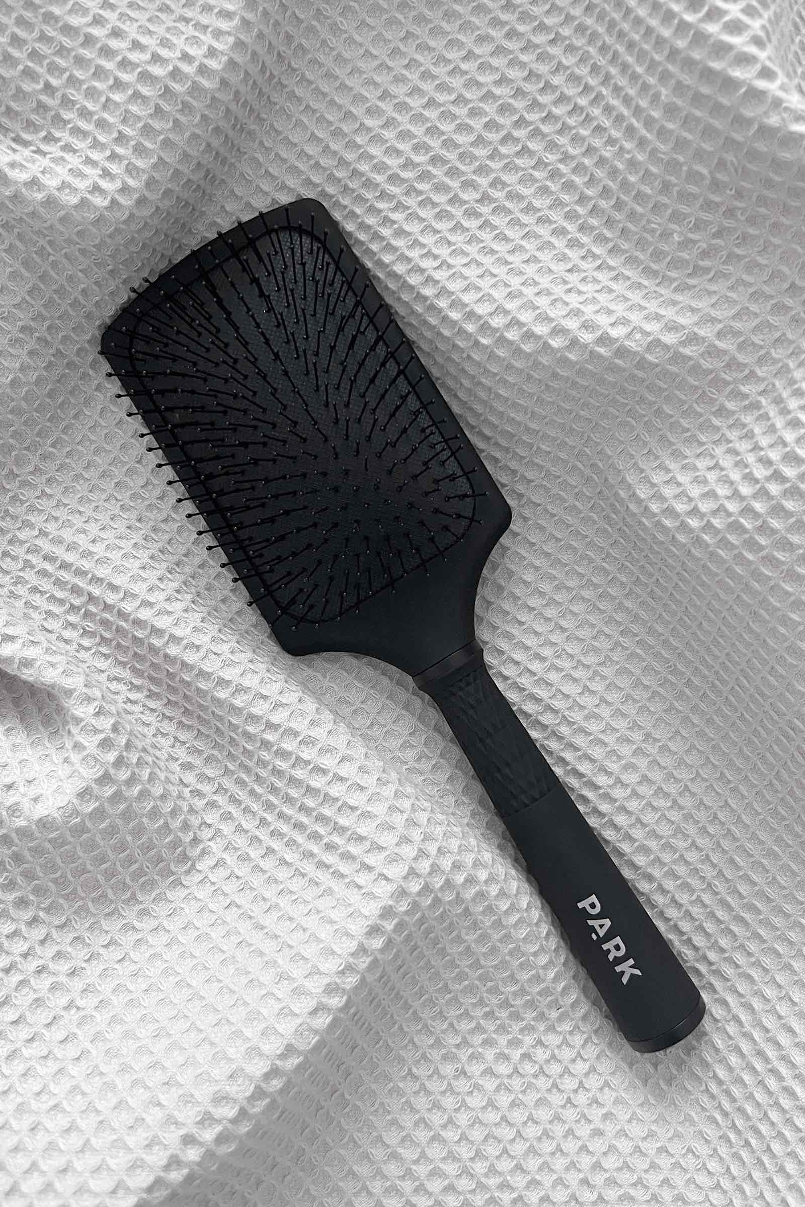 Lux Paddle Brush – Detangling hårbørste til vådt og tørt hår